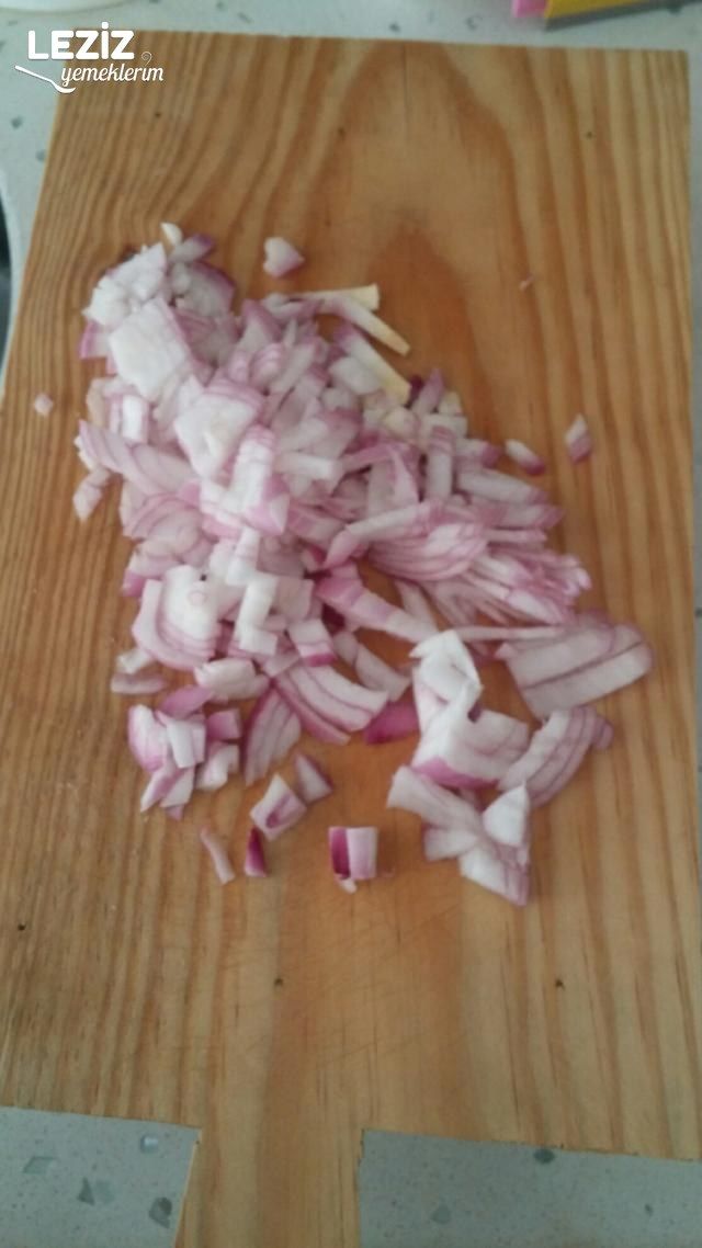 Kuşbaşı Etli Nohut Yemeği