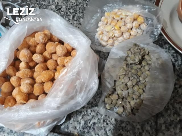 Ekşili Etli Topalak Çorbası