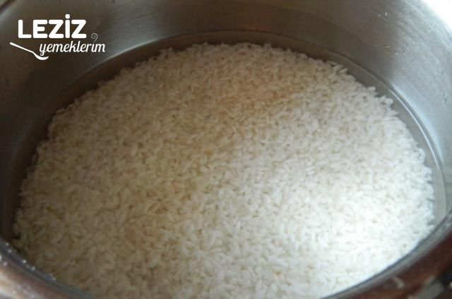 Damla Sakızlı Sütlaç Tarifi