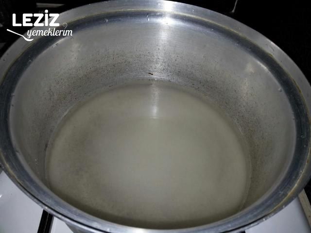 Gül Tatlısı Nasıl Yapılır