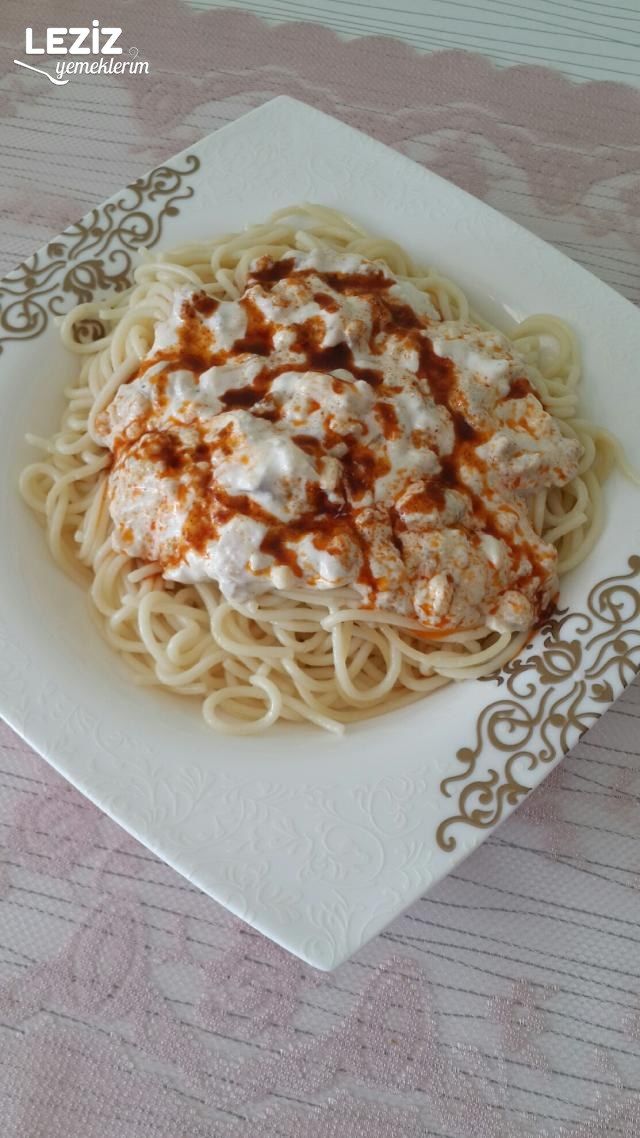 Köz Patlıcan Soslu Spagetti