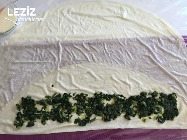 Ispanaklı Sarma Börek