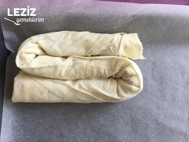 Ispanaklı Sarma Börek