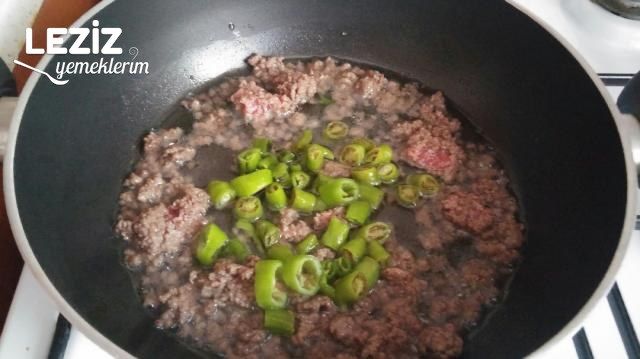 Kıymalı Yumurtalı Soğanlama