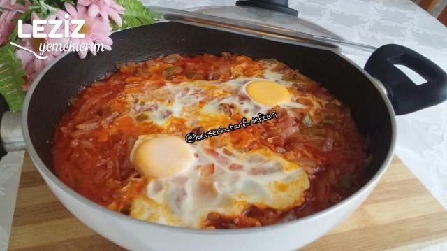 Kıymalı Yumurtalı Soğanlama