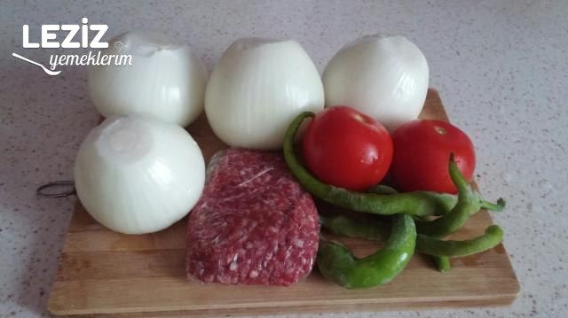 Kıymalı Yumurtalı Soğanlama