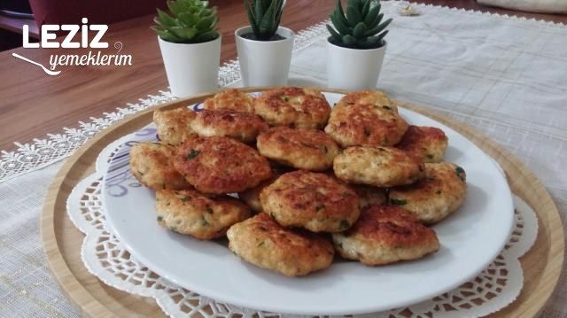Tavuk Köftesi Tarifi (Enfes Lezzetli)