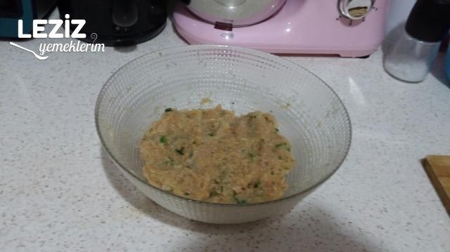 Tavuk Köftesi Tarifi (Enfes Lezzetli)