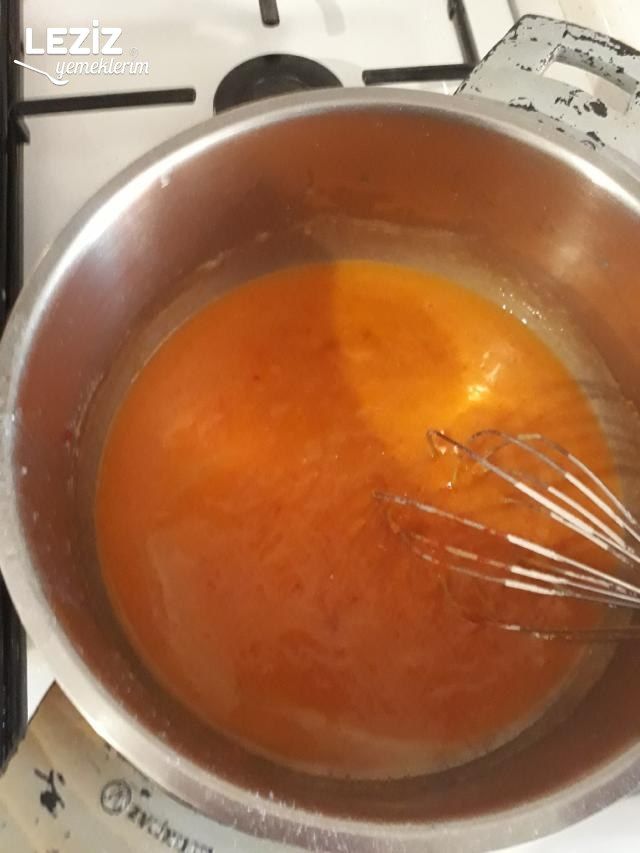 Et Suyu Tadında Mercimek Çorbası