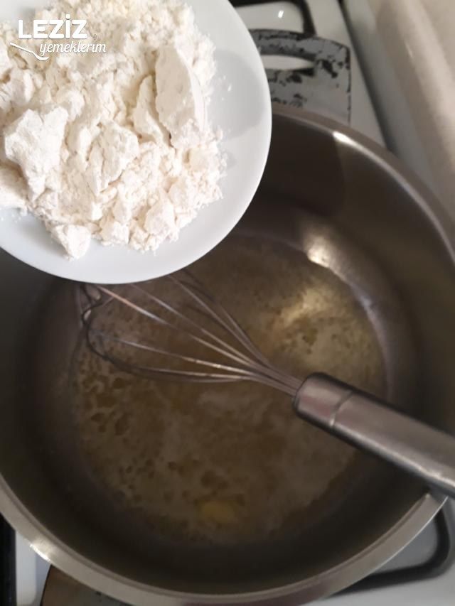 Et Suyu Tadında Mercimek Çorbası