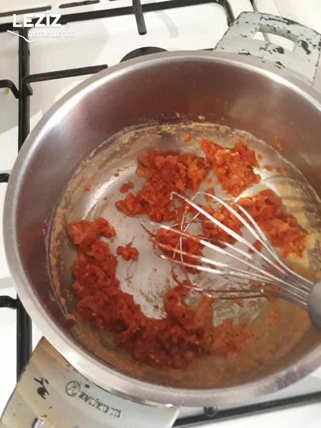 Et Suyu Tadında Mercimek Çorbası