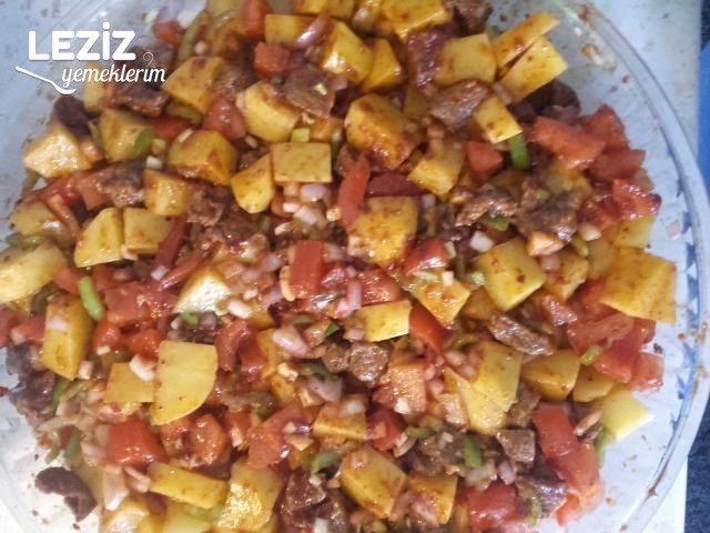 Fırında Kuşbaşı Etli Patates