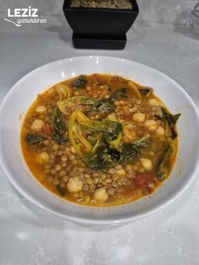 Ispanak Kökü Çorbası