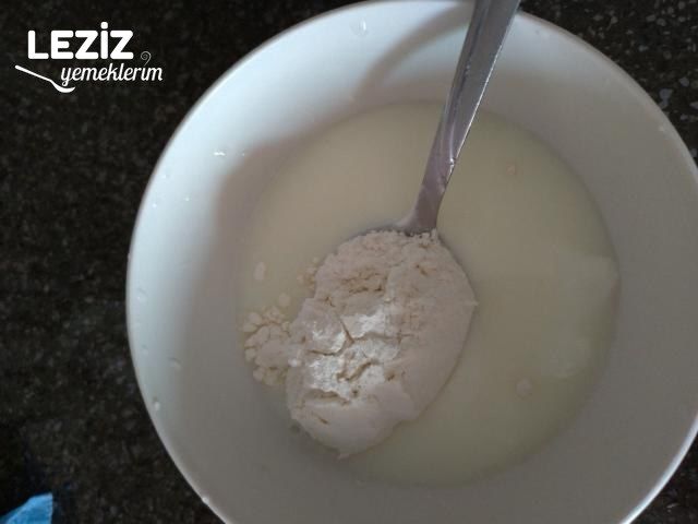 Pirinçli Tavuk Suyu Çorbası