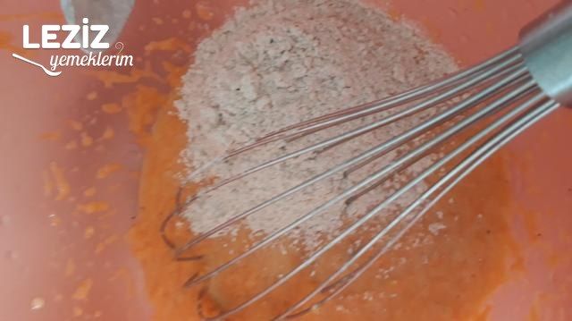 Bebekler İçin Havuçlu Kek (+10)