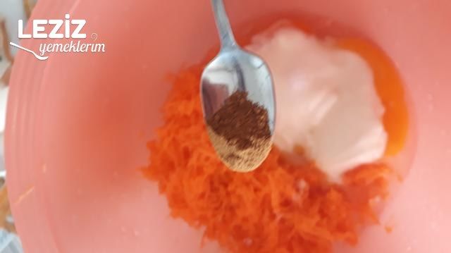 Bebekler İçin Havuçlu Kek (+10)