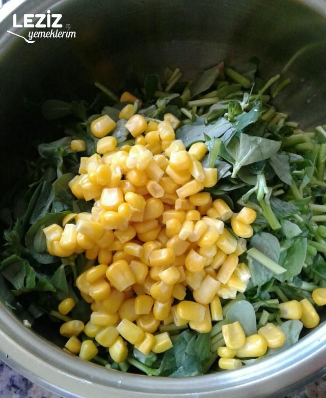 Mısırlı Semizotu Salatası