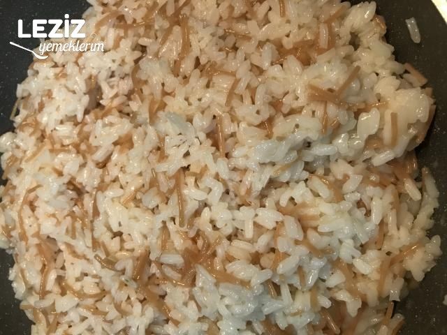 Tane Tane Tel Şehriyeli Pirinç Pilavı