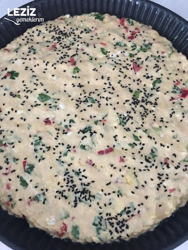 Beyaz Peynirli Biberli Mısır Ekmeği