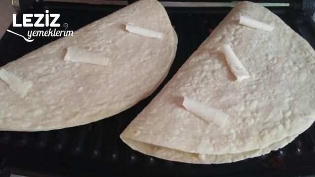 Tost Makinesinde Lavaş Gözleme (Kolay Ve Hafif)