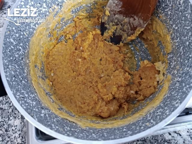 Mercimekli Rum Mezesi