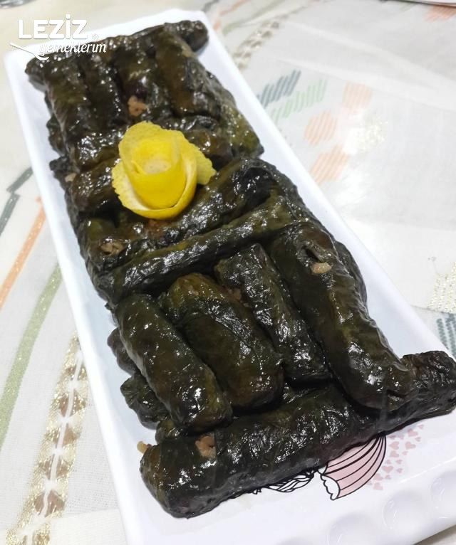 Zeytinyağlı Pazı Sarması Tarifi