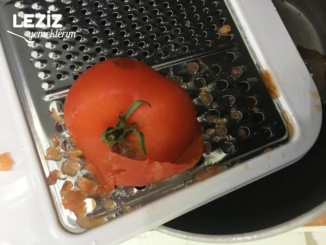 Köfteli Kabak Makarna Tarifi