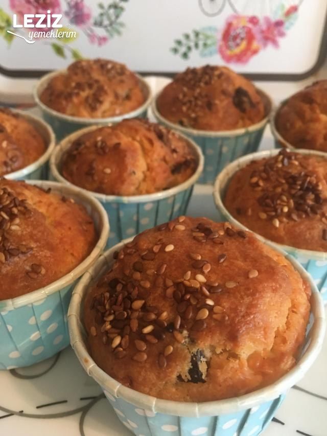 Beyaz Peynirli Ve Zeytinli Muffin