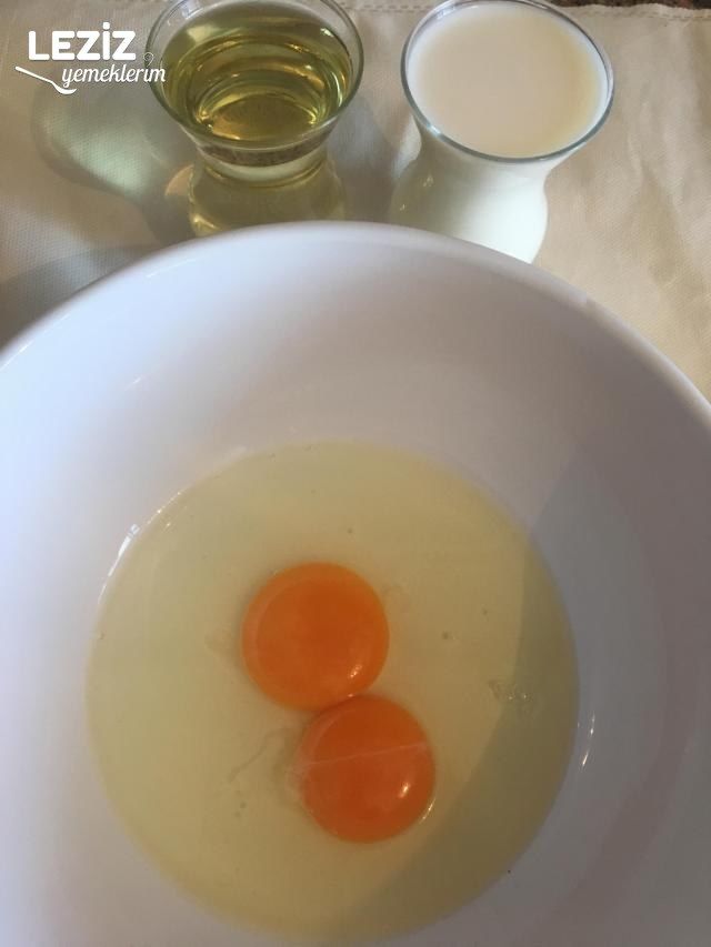 Beyaz Peynirli Ve Zeytinli Muffin