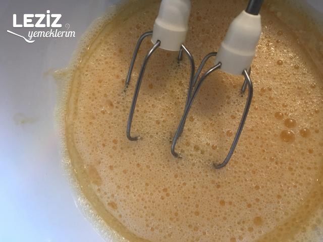 Beyaz Peynirli Ve Zeytinli Muffin