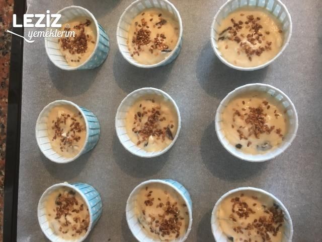 Beyaz Peynirli Ve Zeytinli Muffin