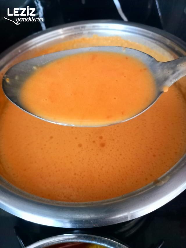 Yalancı (Yaş) Tarhana Çorbası