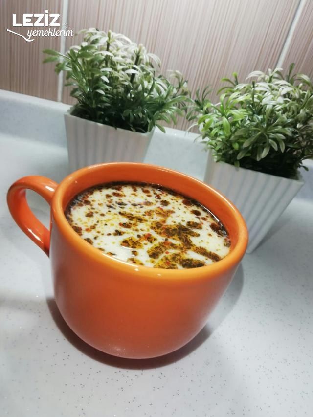 Arpa Şehriyeli Yoğurt Çorbası