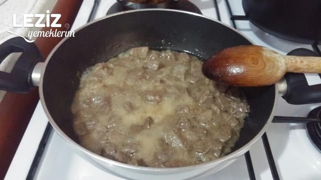 Etli Soğan Yahnisi Tarifi