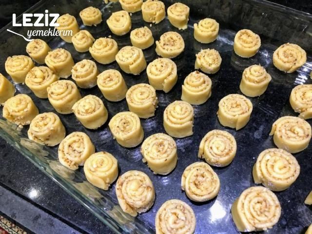 Cevizli Rulo Tatlı