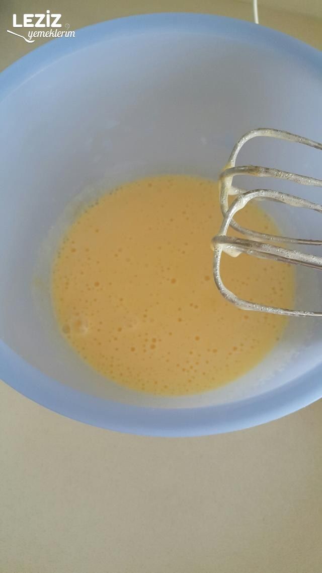 Damla Çikolatalı Portakal Aromalı Kek