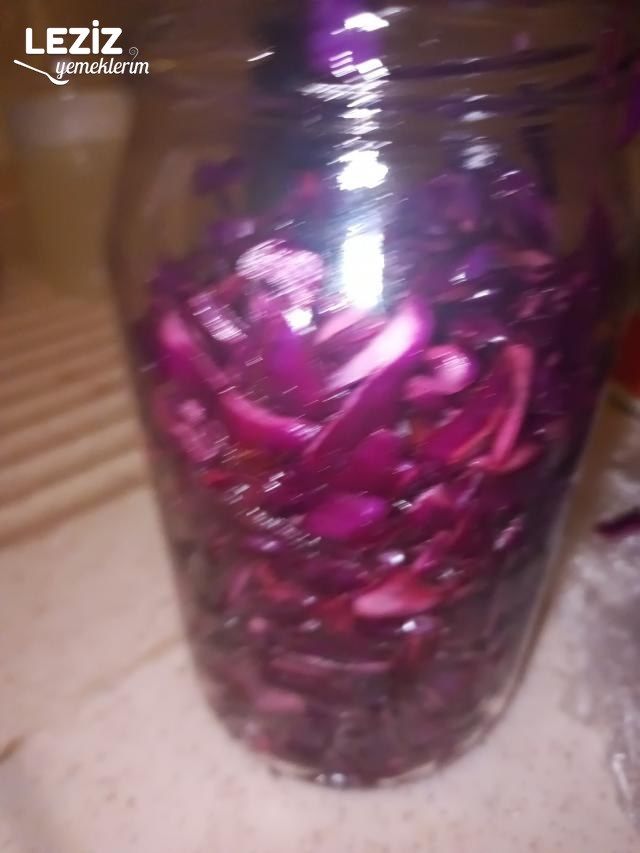 Mor Lahana Turşusunun Yapılışı