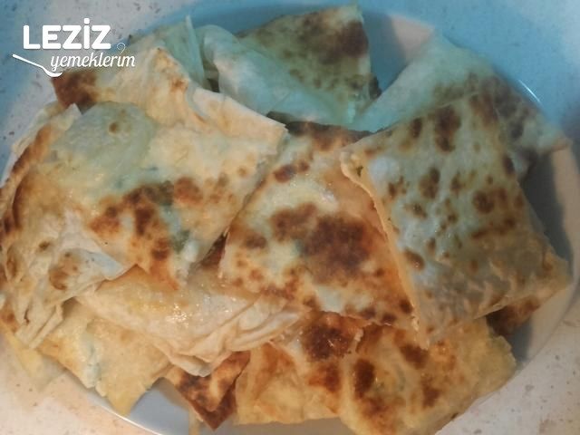 Hazır Yufkadan Pratik Gözleme Tarifi