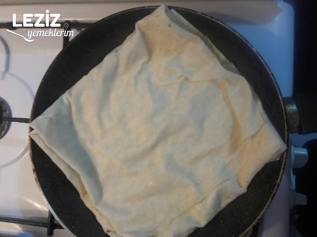 Hazır Yufkadan Pratik Gözleme Tarifi
