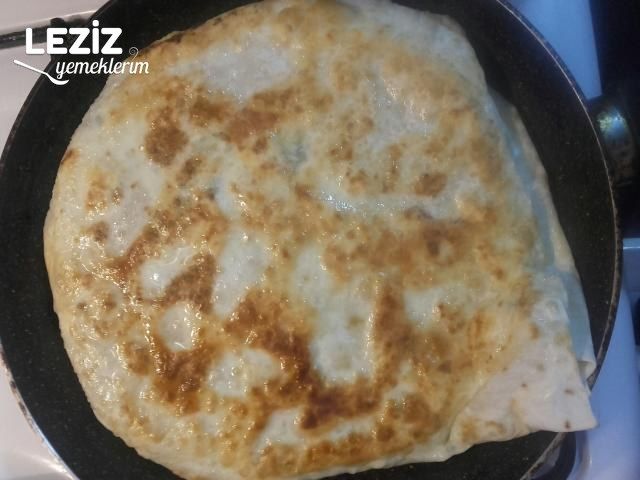 Hazır Yufkadan Pratik Gözleme Tarifi