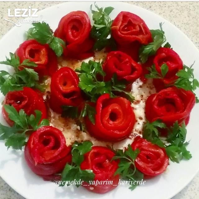 Közlenmiş Kapya Biber Salatası