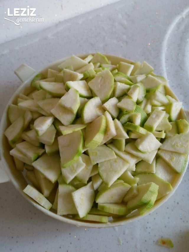 Kıymalı Kabak Yemeği