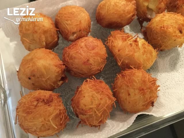 Tel Şehriyeli Patates Köftesi