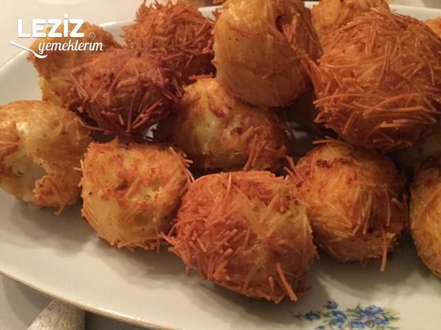 Tel Şehriyeli Patates Köftesi