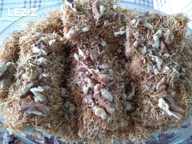 Muhallebili Kadayıf Sarması