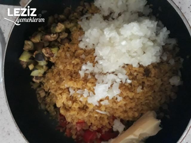 Doyurucu Etli Sebzeli Bulgur Pilavı