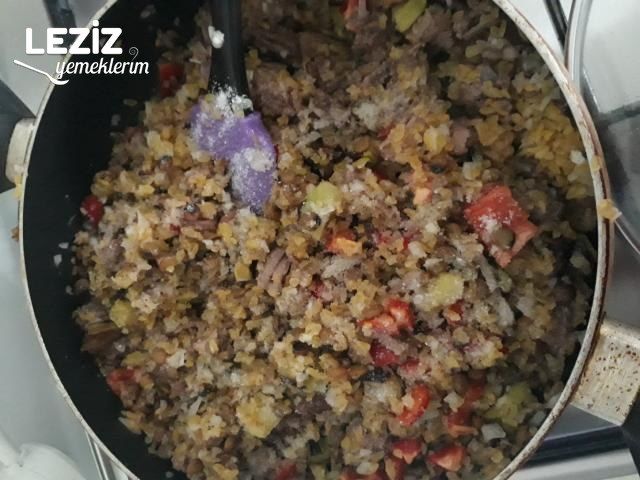 Doyurucu Etli Sebzeli Bulgur Pilavı