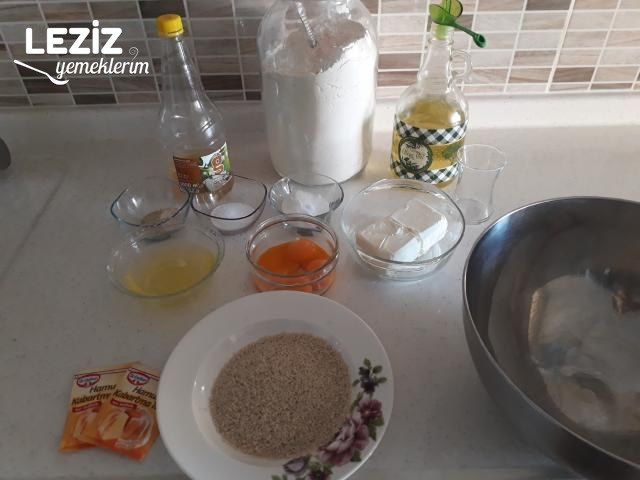 Mahlepli Kıyır Kıyır Kandil Simidi