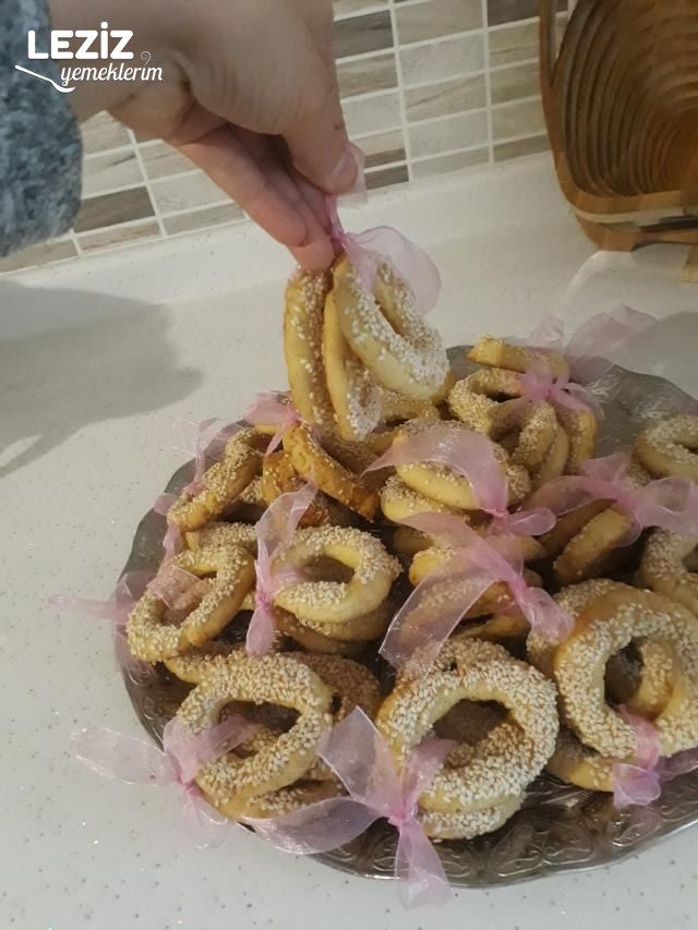 Mahlepli Kıyır Kıyır Kandil Simidi