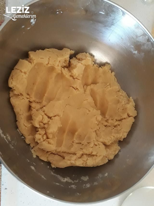Mahlepli Kıyır Kıyır Kandil Simidi